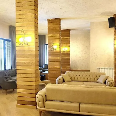 Grand B27 * Παμπόροβο