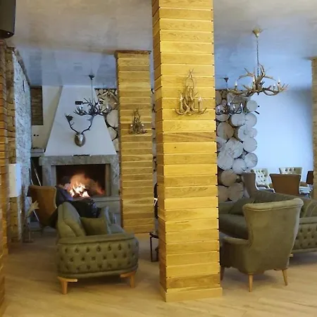 Grand B27 Παμπόροβο