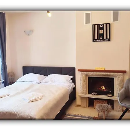 Grand B27 Παμπόροβο