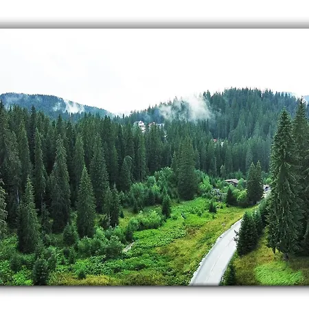 Grand B27 * Παμπόροβο